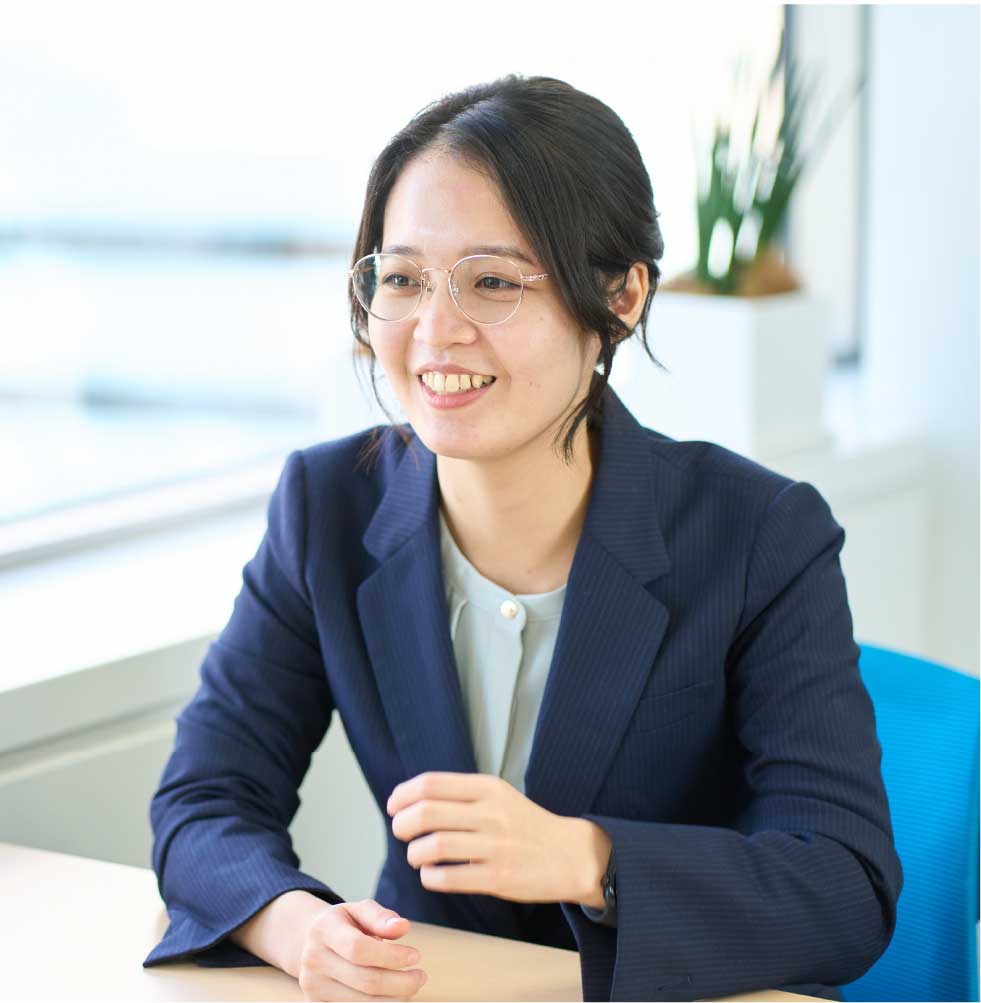 現在の仕事内容を教えてください